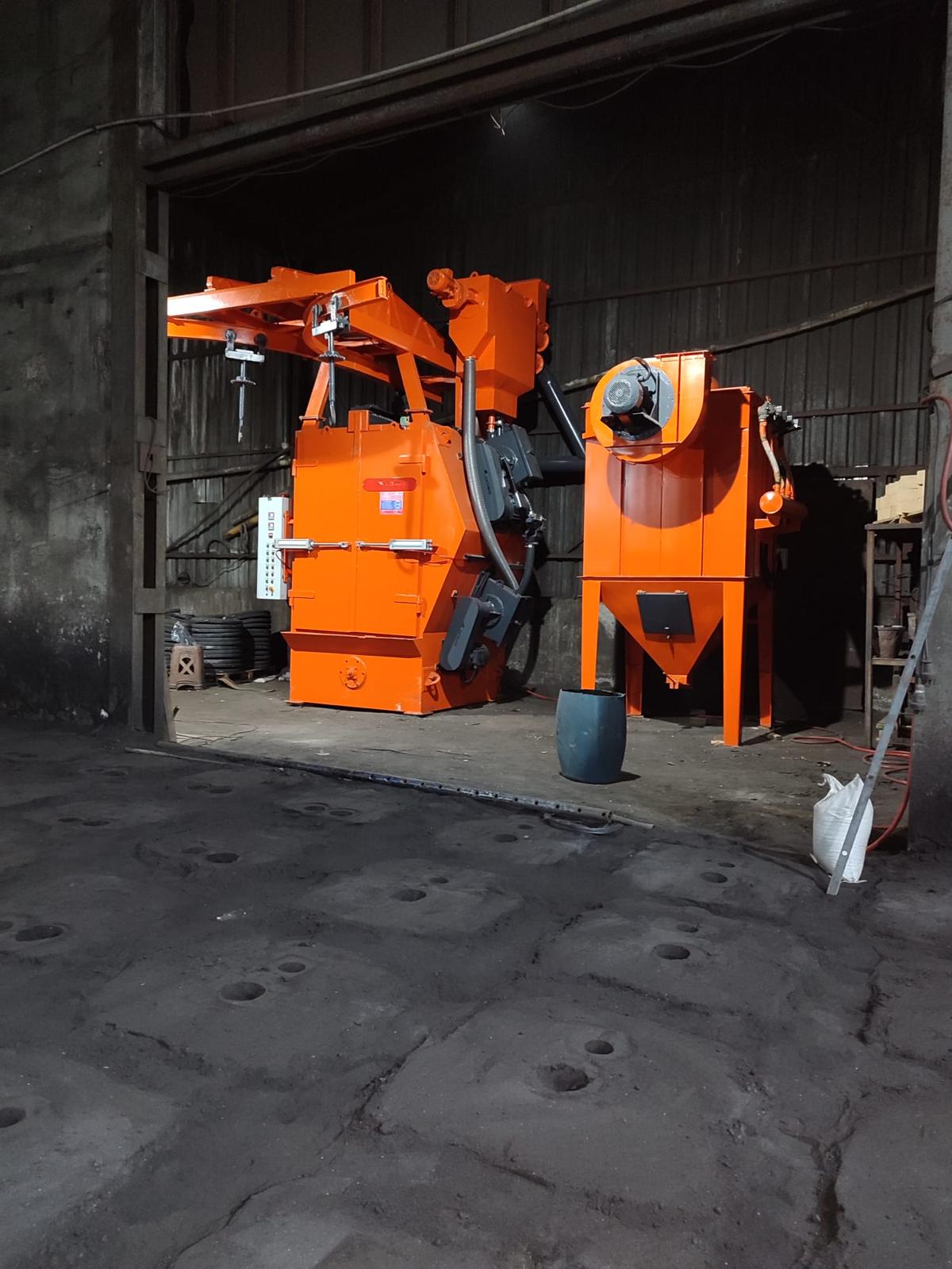 Döküm Serisi Askılı Kumlama Makinesi - 1