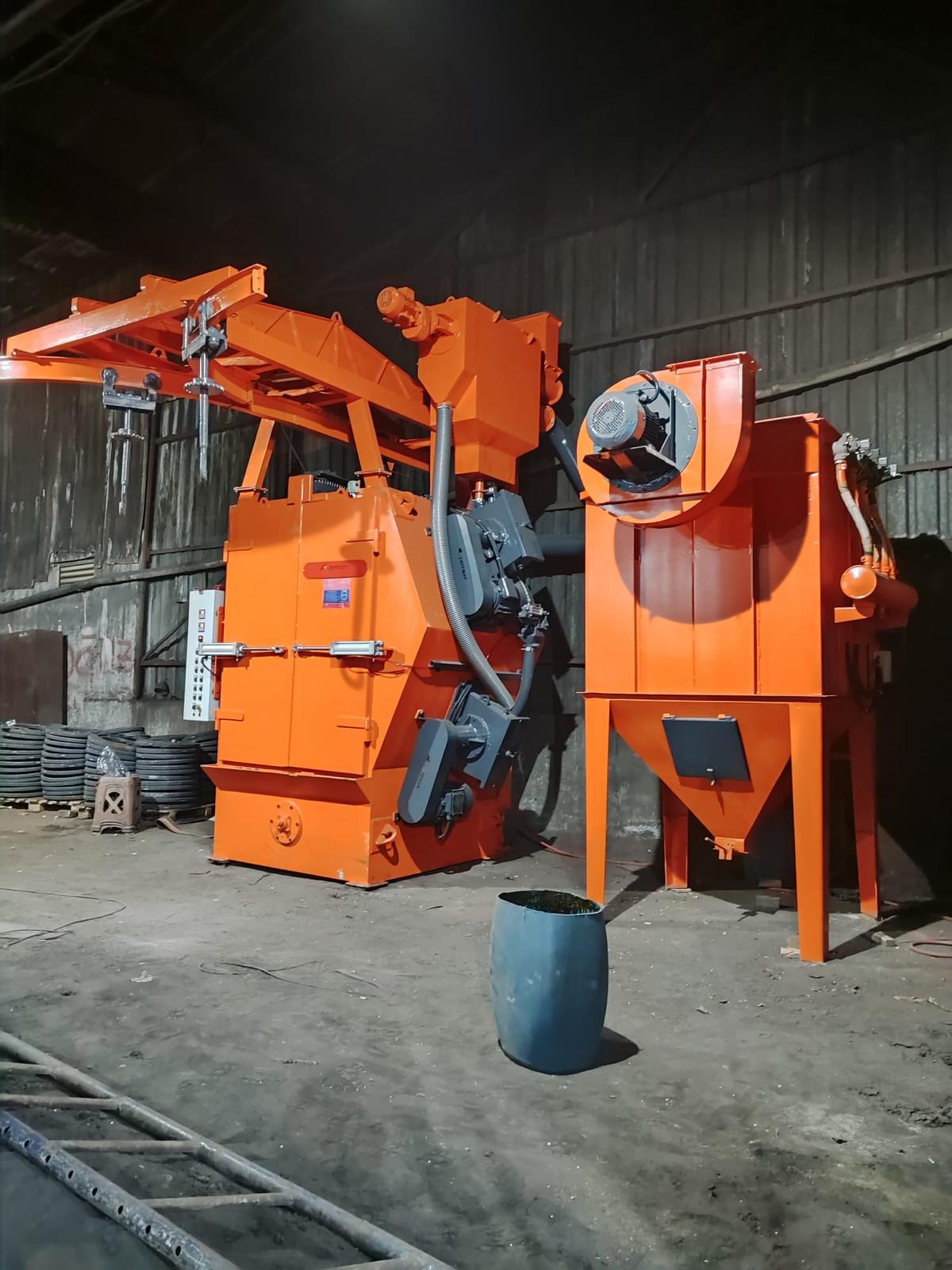 Döküm Serisi Askılı Kumlama Makinesi - 2